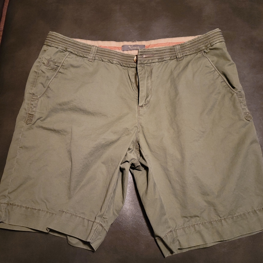 Womens Naturals Shorts